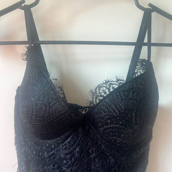 NWOT Windsor Lace Bodysuit - Picture 3 of 4